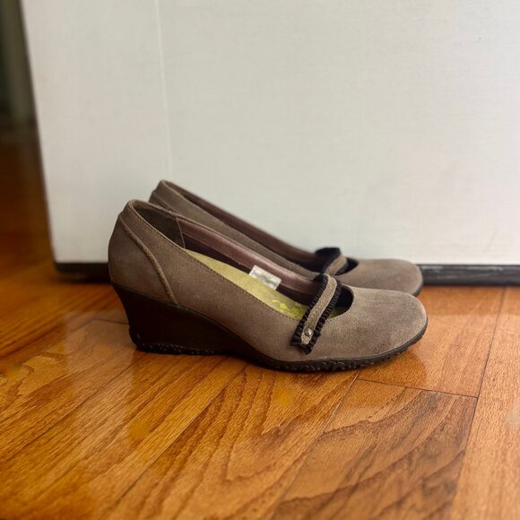 Merrell Petunia Taupe Wedge Suede Mary Jane Womens Shoes 7 - Picture 2 of 10